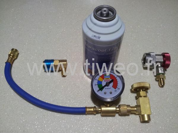 laden van airconditioning gas met R134a R12 montageset