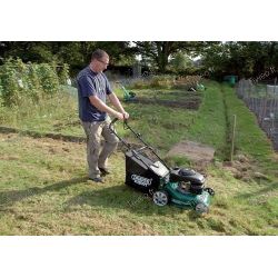 4 HP 135 cc petrol lawn mower